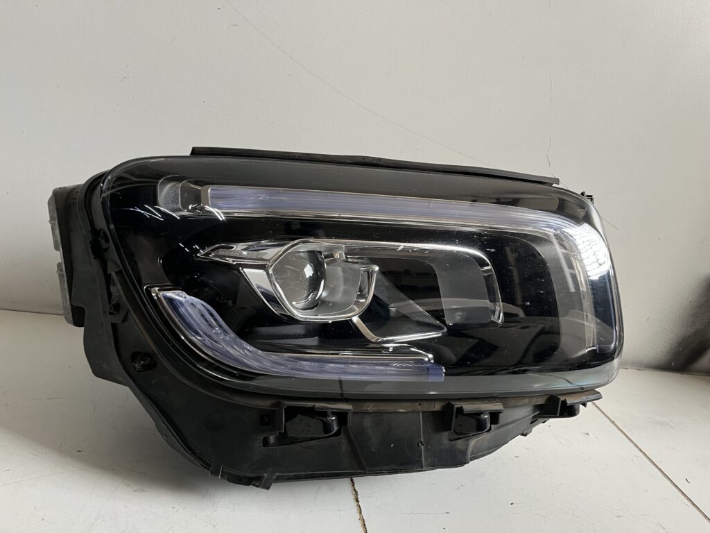 Mercedes-Benz GLB W247 GLB200 GLB35 OEM used LED Right drivers side headlight headlamp A2479063100 A2479063800