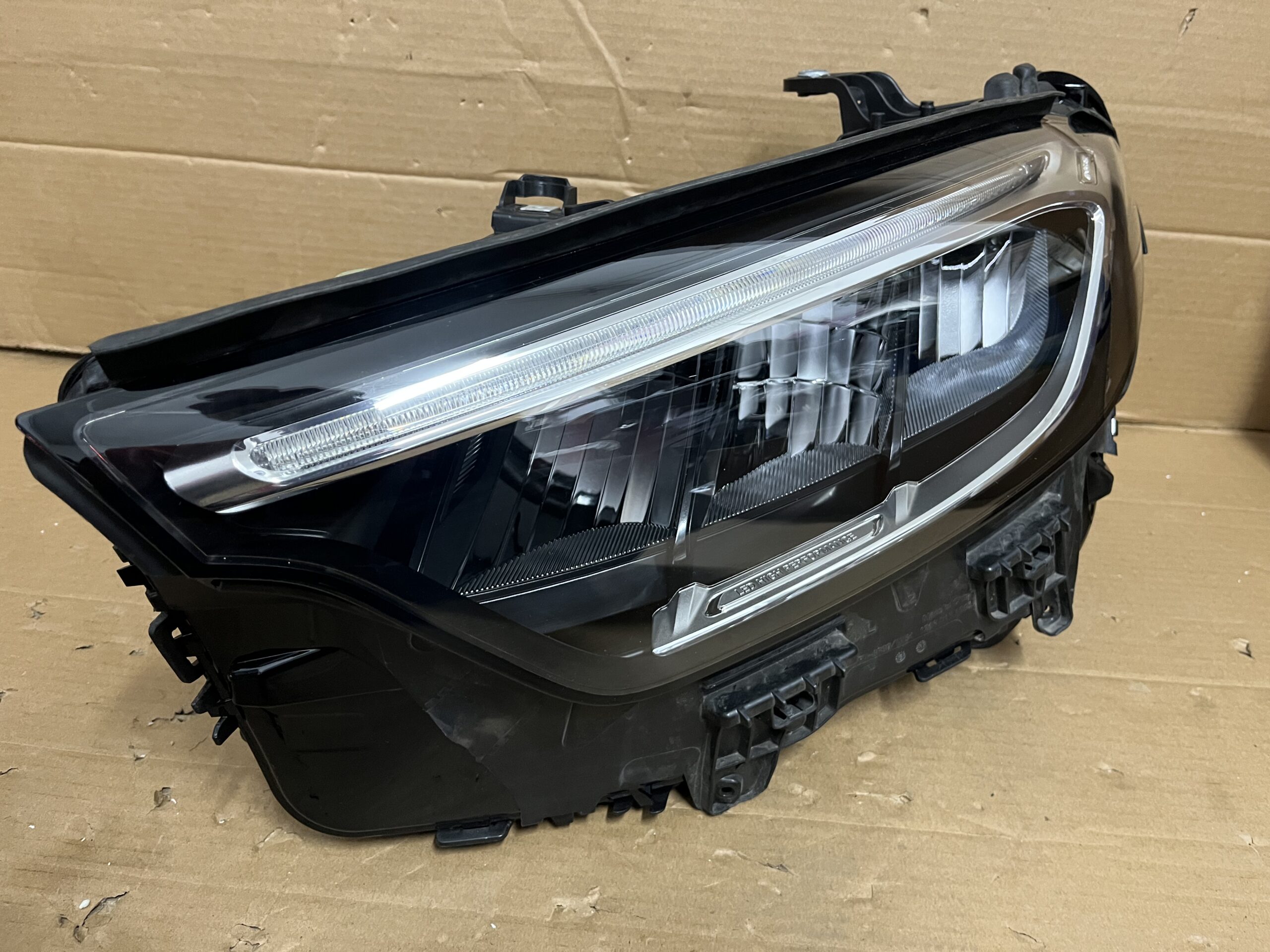 2022-2026 MERCEDES-BENZ W254 GLC FRONT LEFT PASENGER SIDE USED OEM FULL LED HEADLIGHT HEADLAMP - Image 4